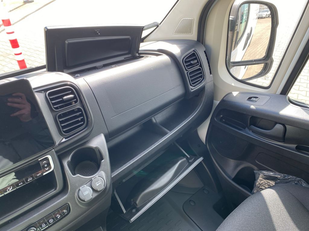 Fahrzeugabbildung Citroën Jumper 2.2 BlueHDi 140 L3H2 *AZV*NAVI*Allwetterr