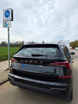 Skoda Kamiq 1.0 TSI (116PS) DSG Tour Garantie bis 2028 - Skoda Kamiq von privat