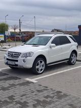 Mercedes-Benz Mercedes ML 320 CDI  Distronic|AMG paket T... - Mercedes-Benz ML 320: AMG