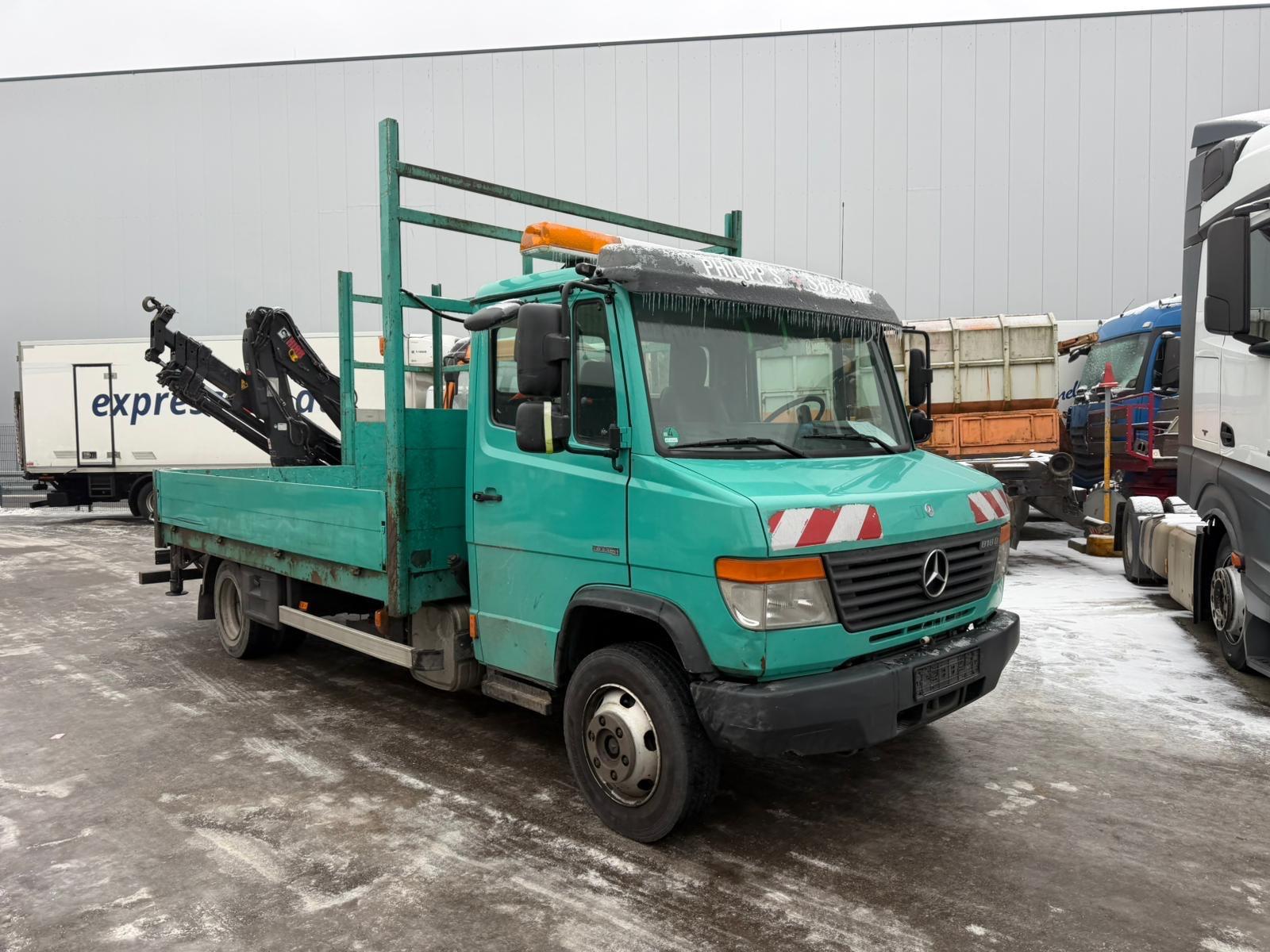 Mercedes-Benz VARIO  818  Hiab 055 Duo