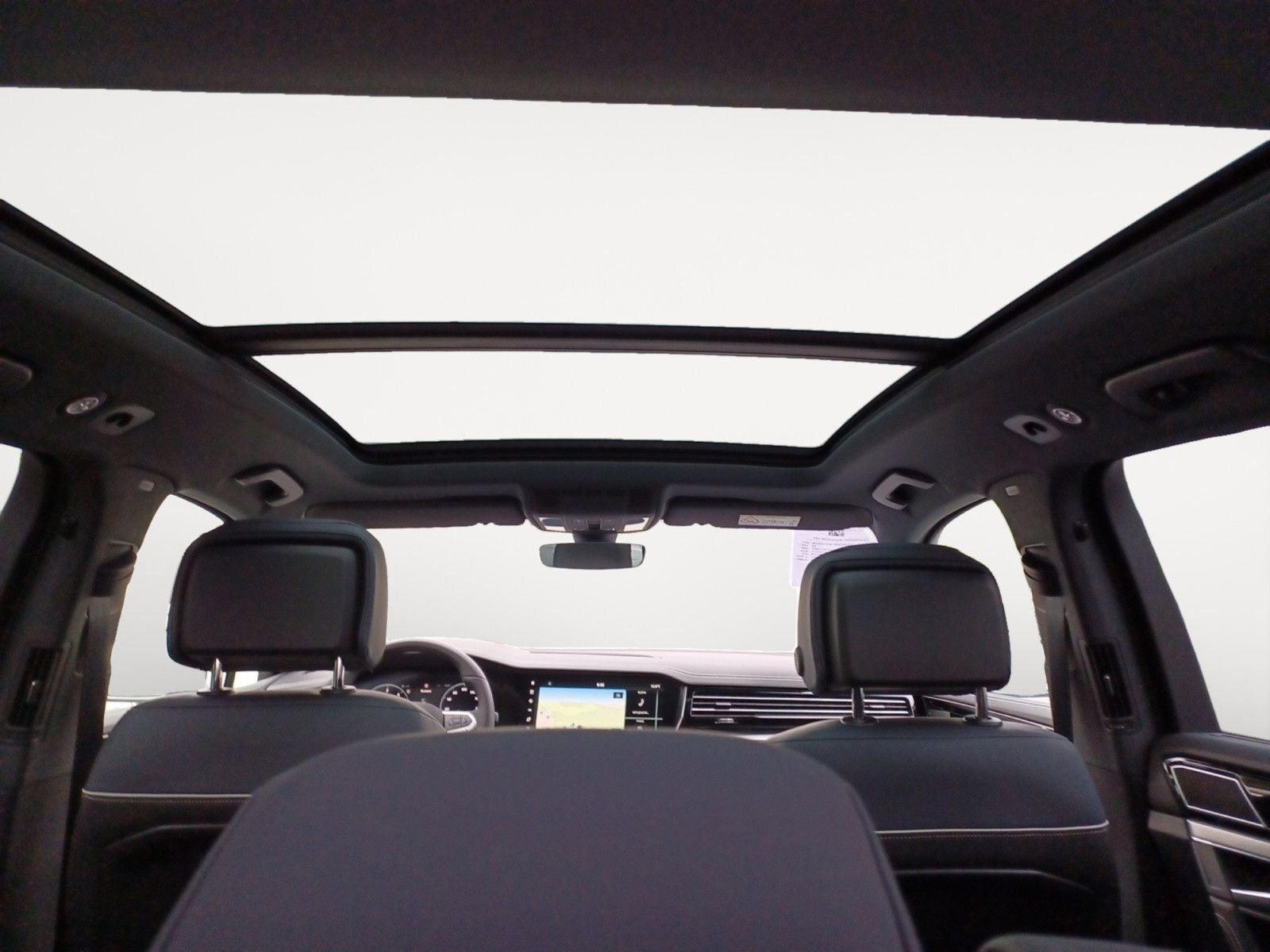 Fahrzeugabbildung Volkswagen Touareg R-Line FINAL EDITION Black Style VOLL