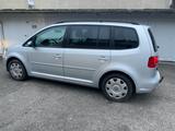 Volkswagen Touran 1,4 TSI 140 PS*7-SITZER*2.HAND*AHK* - Volkswagen Touran: Tsi 140 Ps