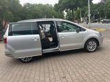 Volkswagen Sharan Style 2,0Liter/7 Sitze/El.Schiebetüre - Volkswagen Sharan mit Benzin-Antrieb: Kleinbus, 2.0
