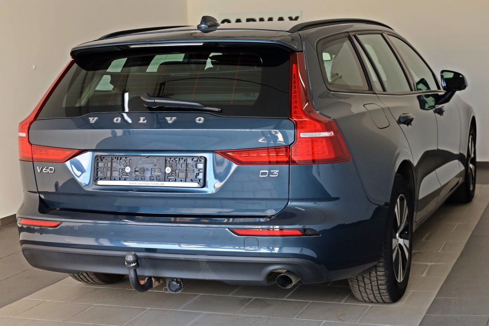 Fahrzeugabbildung Volvo V60 Momentum Core,Navi,LED,DAB,PDC,AHK