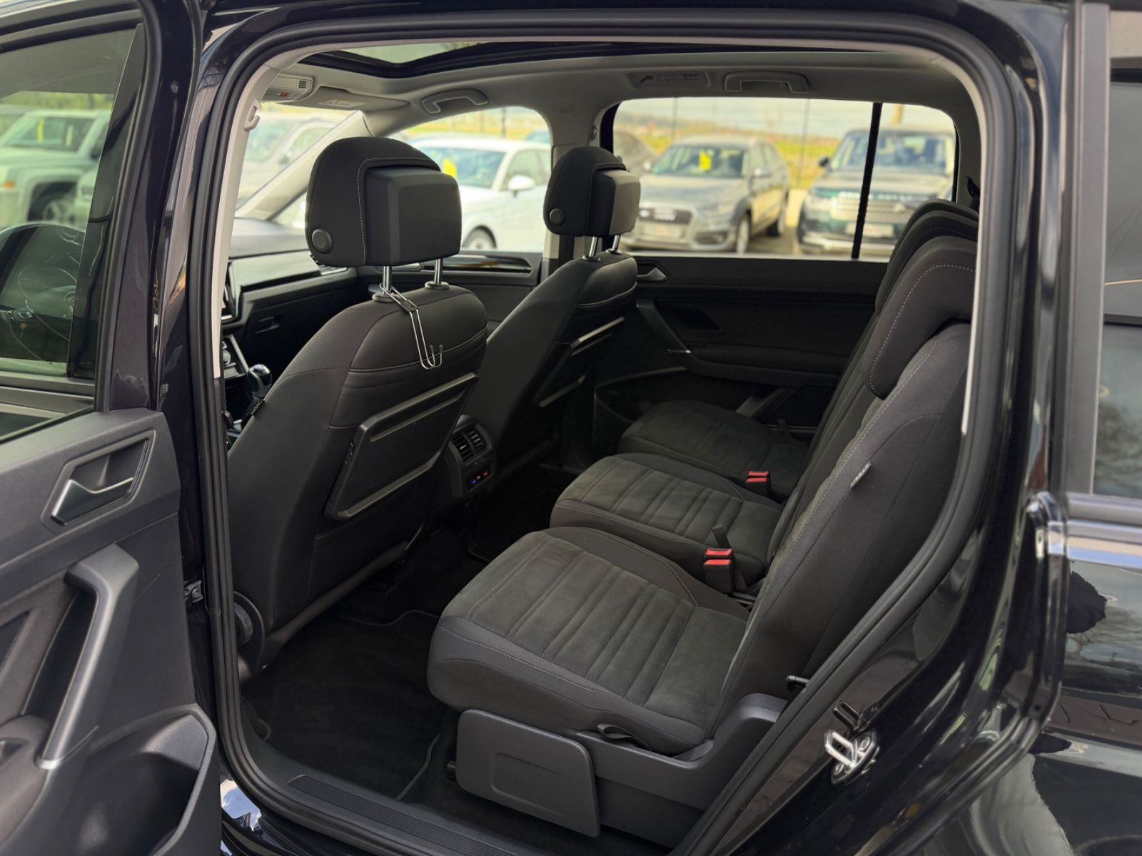 Touran Comfortline 2.0 TDI Alcantara Navi Pano.