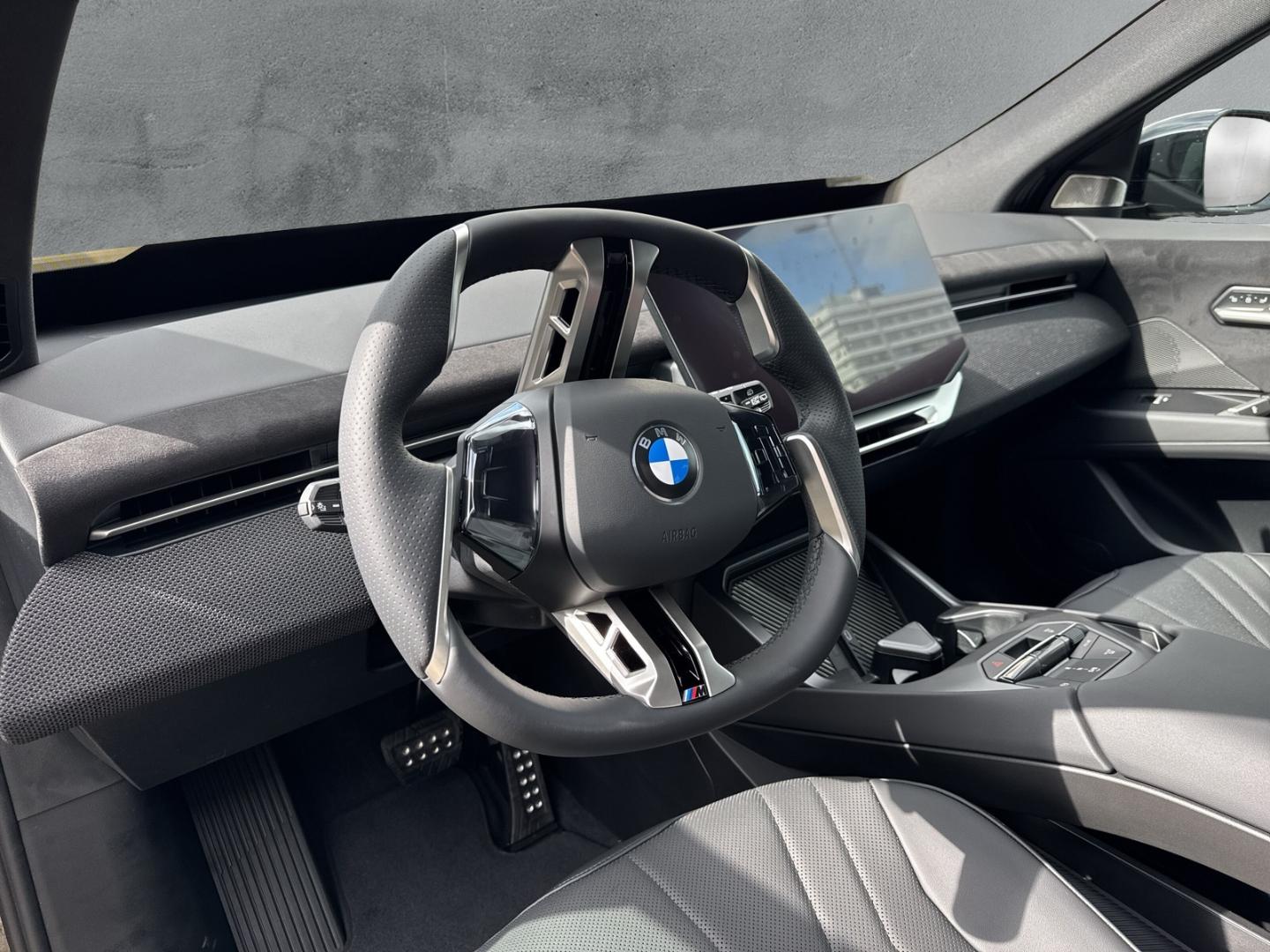 BMW iX3 40 M Sport LMR 21'' Sportpaket HUD AHK Sound