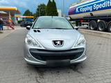 Peugeot 1.4 Benzin, nur 79.000 km, TÜV neu - Peugeot 206: 0km