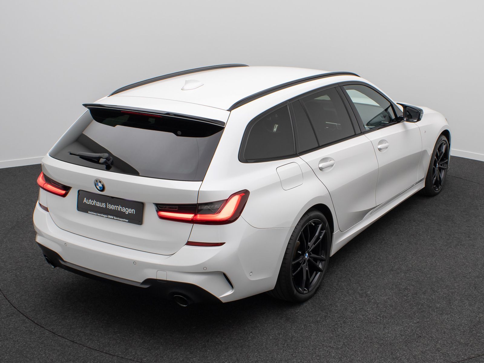 Fahrzeugabbildung BMW 320d xD M Sport ACC Kamera HUD AHK Laser DAB 19"