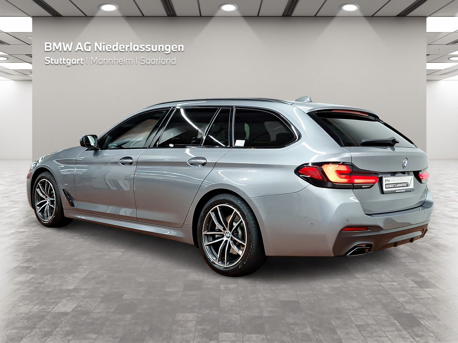 BMW 530i xDrive Touring M Sport Standheizung AHK foto 2
