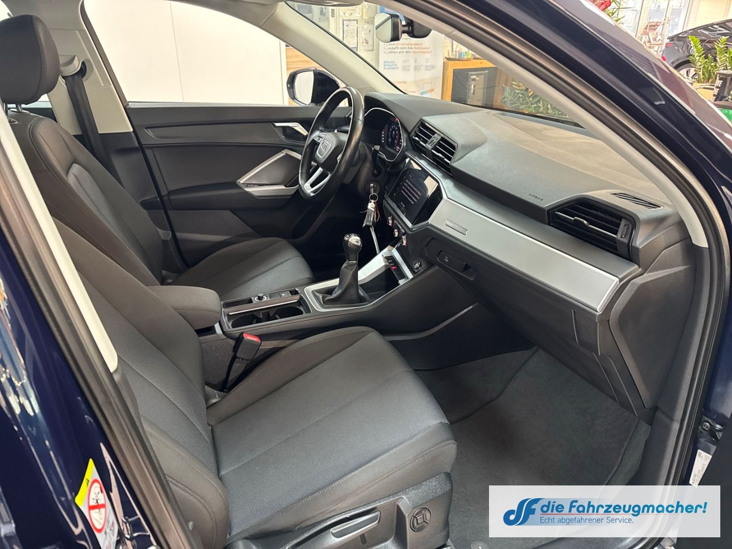 Fahrzeugabbildung Audi Q3 35 TFSI basis Digitales Cockpit Soundsystem L