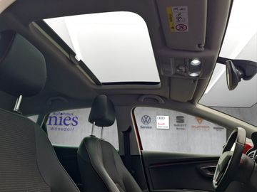 Fahrzeugabbildung SEAT Leon FR 1.5 TSI Panorama 18 Zoll Navi Klima