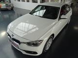 BMW 320d Advantage/ Automatik/ Navi/ LED/ PDC - BMW 320 mit Diesel-Antrieb: Limousine, Automatik