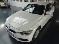 BMW 320d Advantage/ Automatik/ Navi/ LED/ PDC