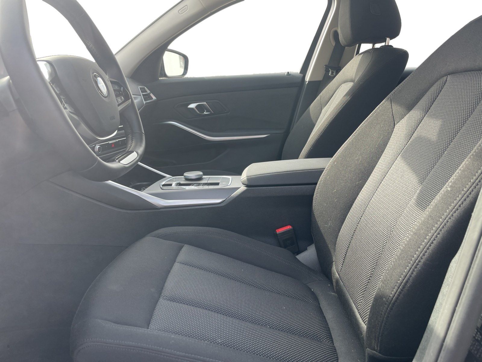 BMW 318i Touring Parkassi/Alarm/Komfortzug/Widescree foto 11