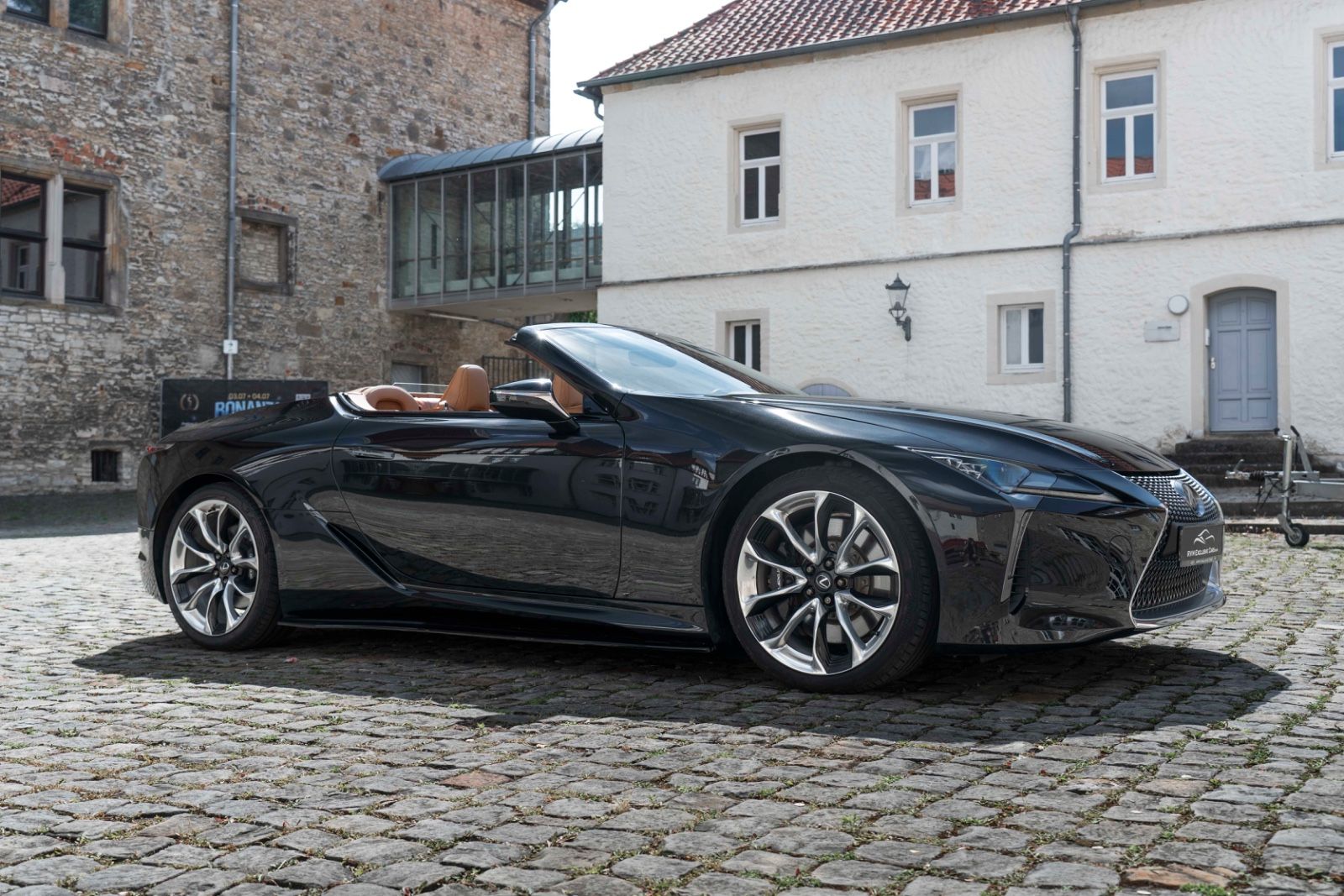 Fahrzeugabbildung Lexus LC 500 Cabrio HUD LED KAM TOTW ACC NAV ML