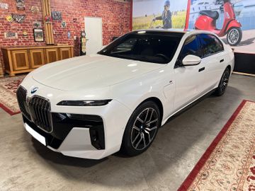 BMW 750 - 3