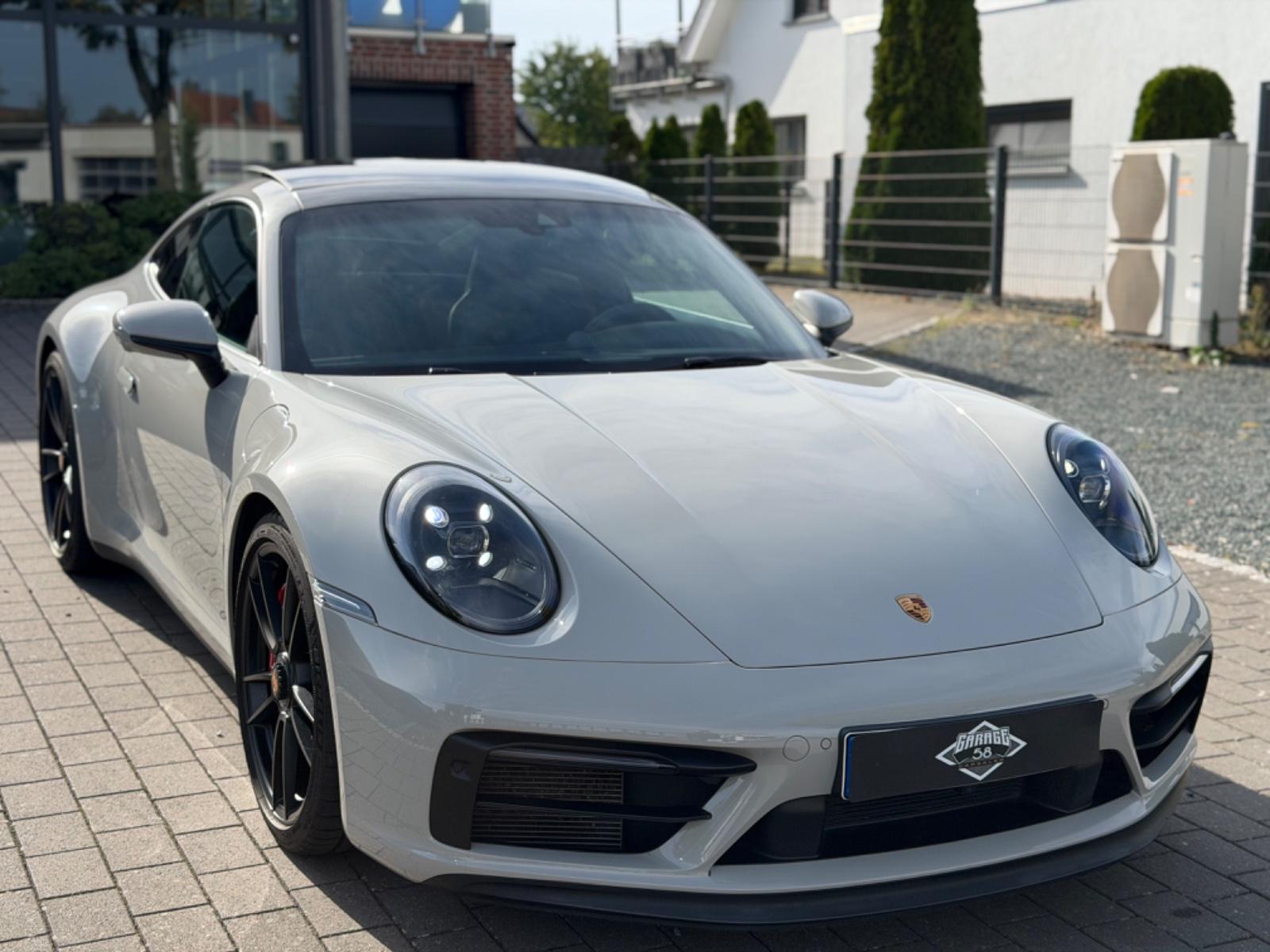 Porsche 992 Carrera GTS/Burm./Pano/Kreide/360°/Approved