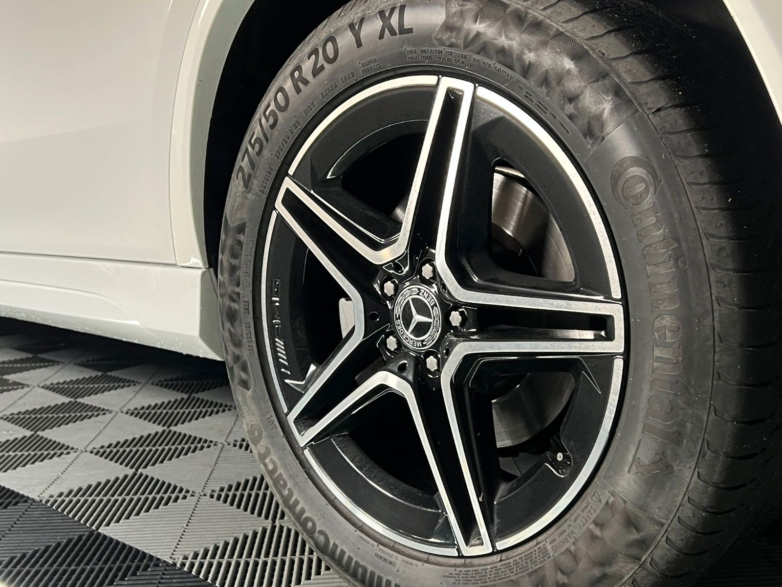 Fahrzeugabbildung Mercedes-Benz GLE 350 d 4Matic AMG-LINE/DISTRONIC/AIR/7-SITZER