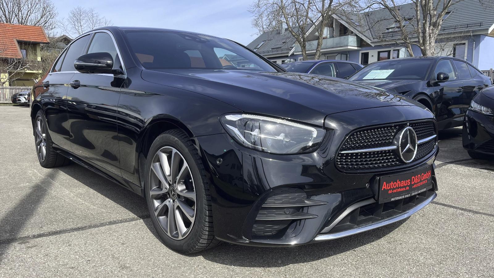 Mercedes-Benz E 300 de Limousine AMG line