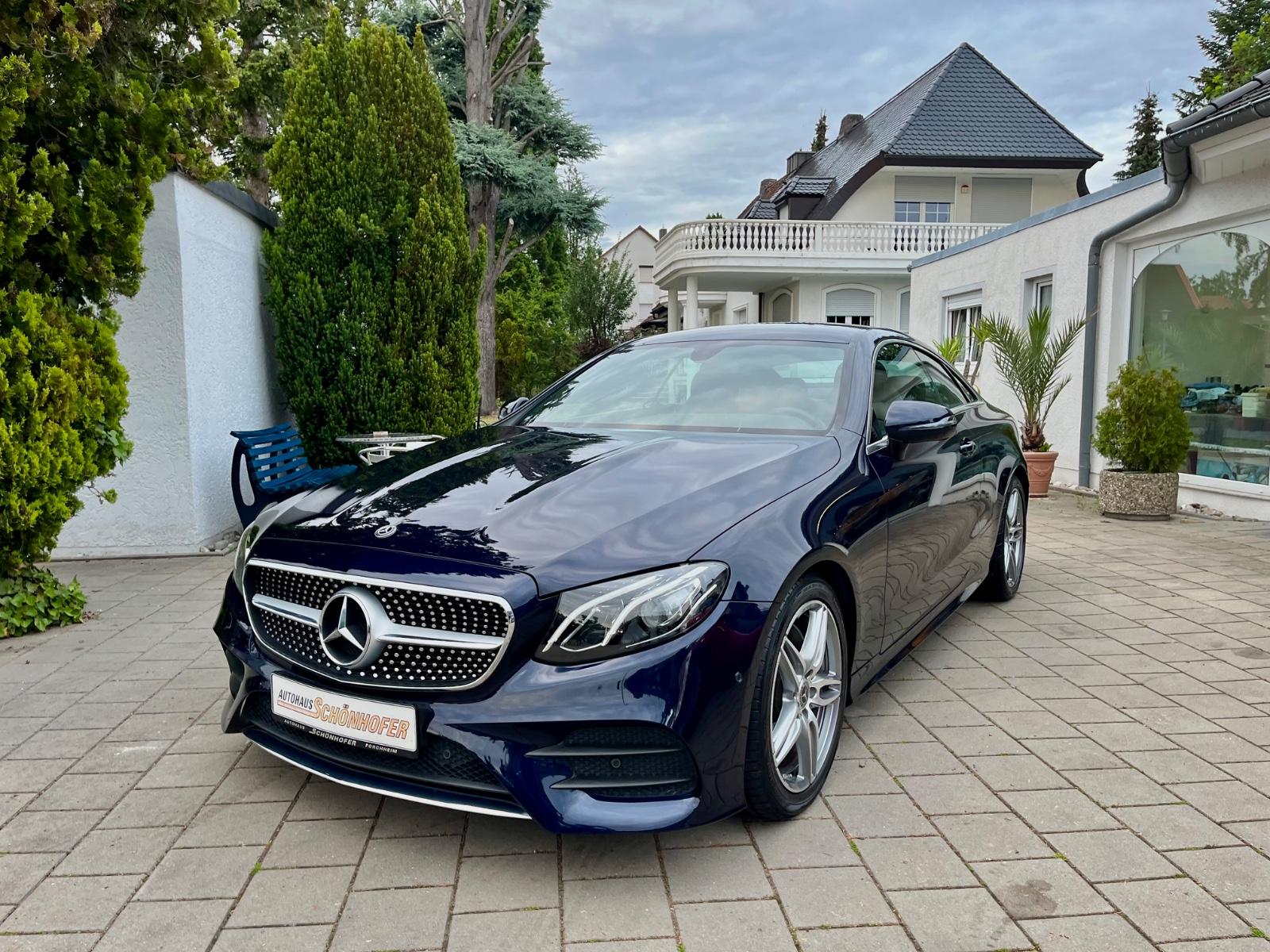 Mercedes-Benz E 200 AMG Coupe 1.Hd ori. 10 tkm Navi PDC Kamera