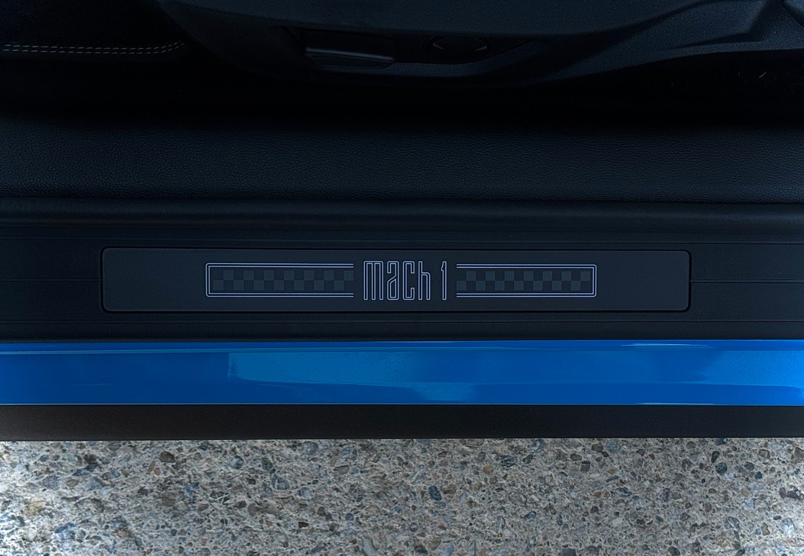 Fahrzeugabbildung Ford Mustang Mach 1 5.0L V8 Fastback Schalter Perfor.