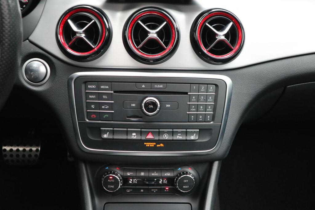 Mercedes-Benz CLA 45 AMG Shooting Brake