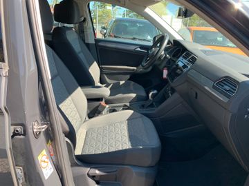 Volkswagen Tiguan - 4