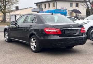 Mercedes E 220 - 5