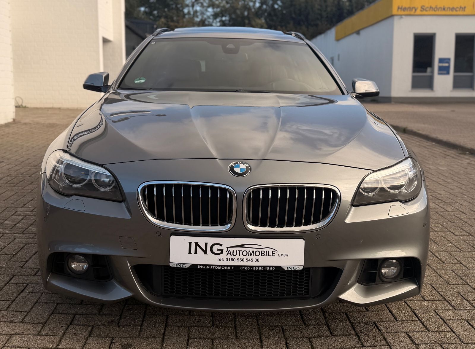 BMW BMW 530d Touring M-Paket Panorama/Head Up/Kamera