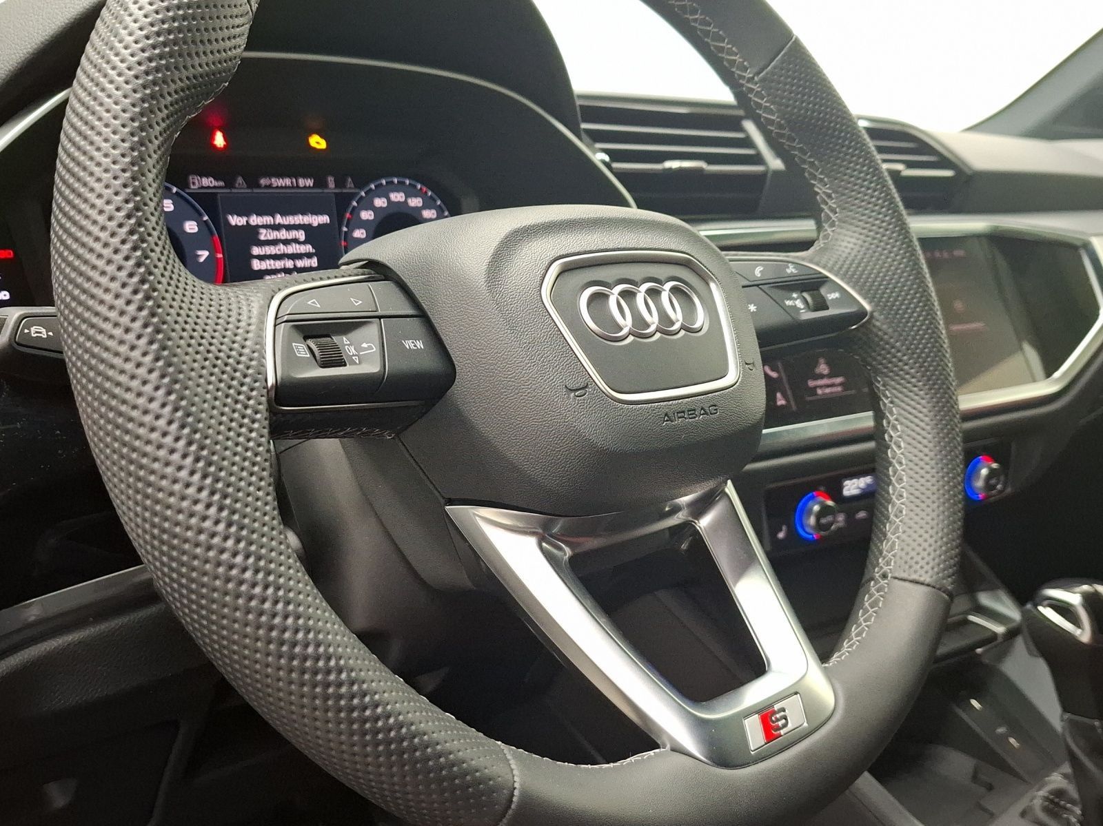 Audi Q3 - Bild 9