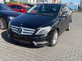 Mercedes-Benz B 180 CDI*PDC*Diesel*Shz* - gebrauchte Kleinwagen bis 6.000 Euro