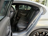 BMW 330 - Vorschau Bild 18