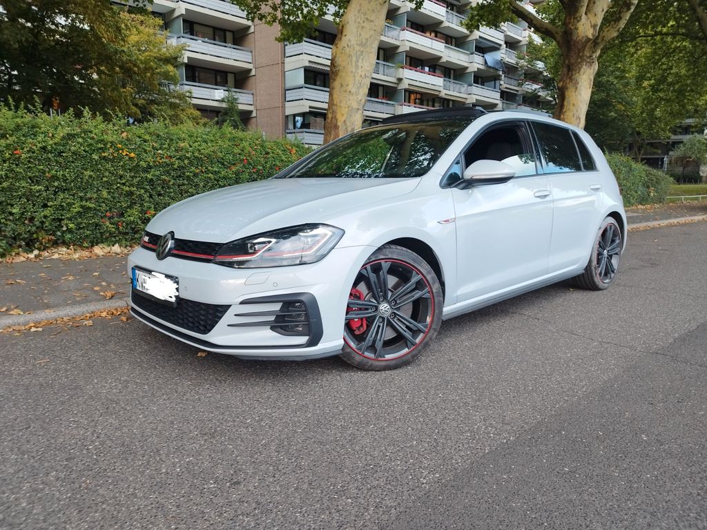 Image of Volkswagen Golf
