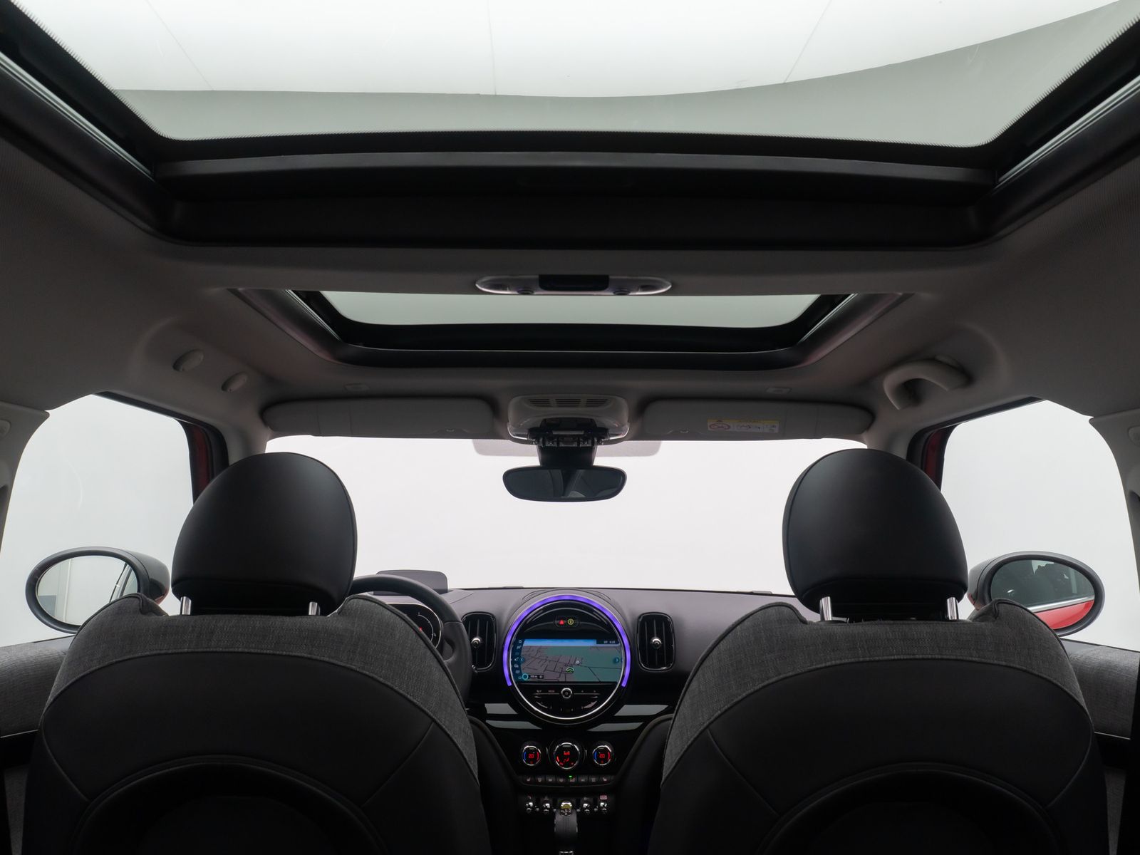 Fahrzeugabbildung MINI Countryman SE (Cooper) ALL4 HUD Panoram H/K Voll