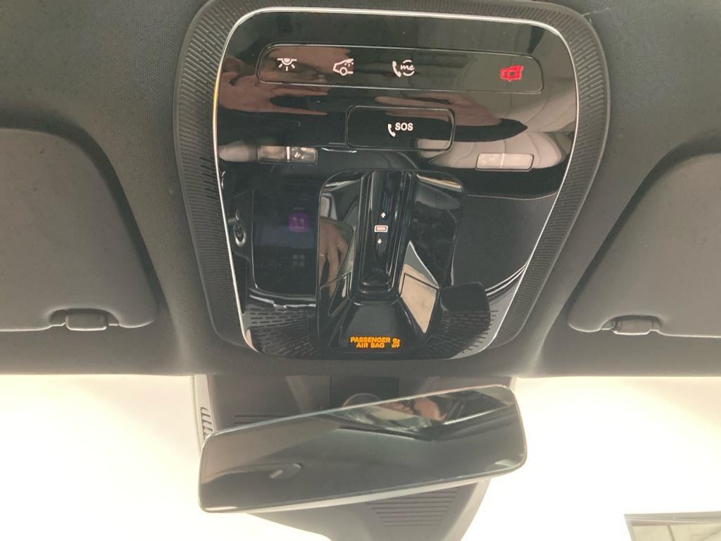 Mercedes-Benz E 220 d 4M EDITION AMG-Line+Pano+AHK+DISTRO+Memo