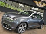 Audi A1 1.4 TFSI Sport Panorama/T-Leder/SZH/Xenon/17" - Audi A1: Schiebedach