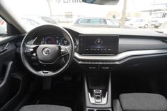 Fahrzeugabbildung Skoda Octavia Combi Ambition Navi Carplay ACC VC LED !