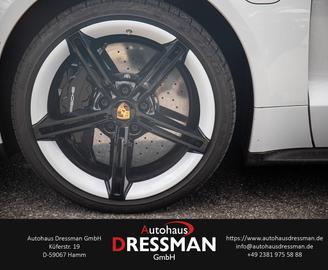 صورة 8 لـ 2020 Porsche TAYCAN