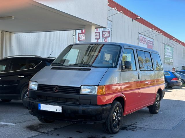 Volkswagen T4 Caravelle 7-Sitze Tüv 08/24 *Automatik*2,5l