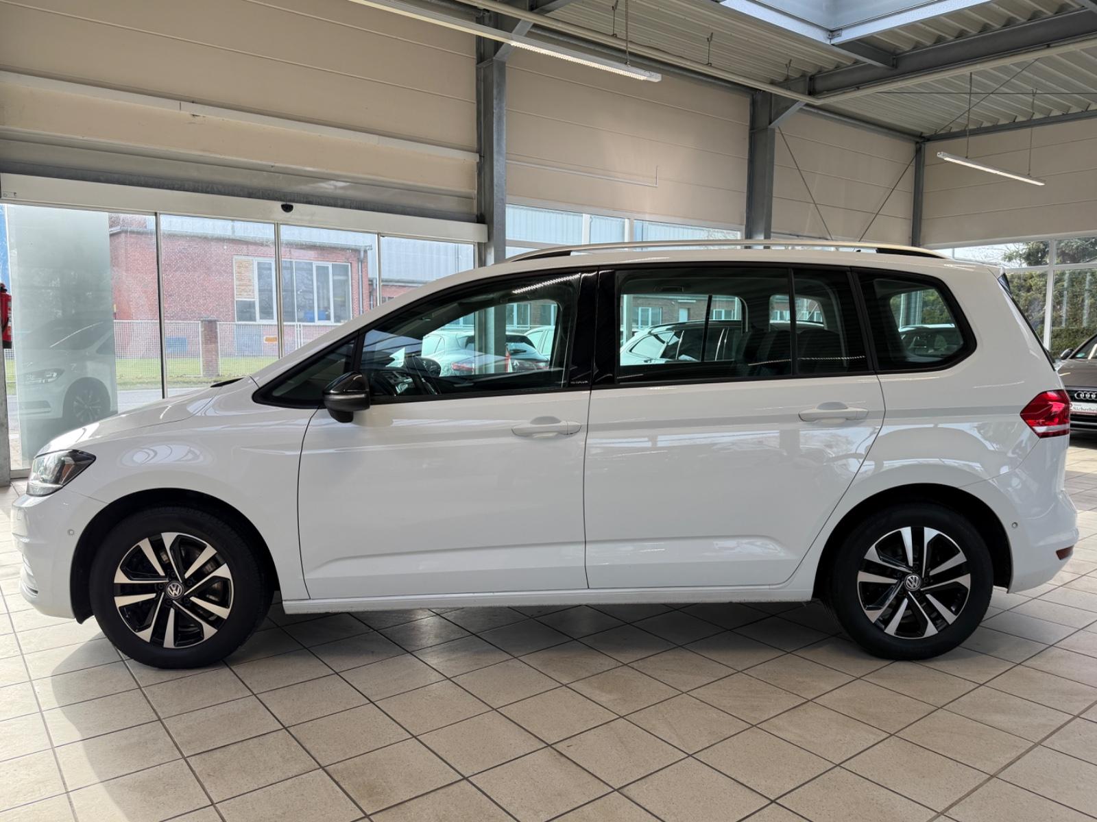 Volkswagen Touran 2.0 TDI IQ.DRIVE/1Hd./ACC/NAVI/3-Zone/PDC