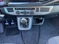 Fahrzeugabbildung Volkswagen T6.1 Multivan 2,0 TDI Navi Sitzh ACC 3xKlima