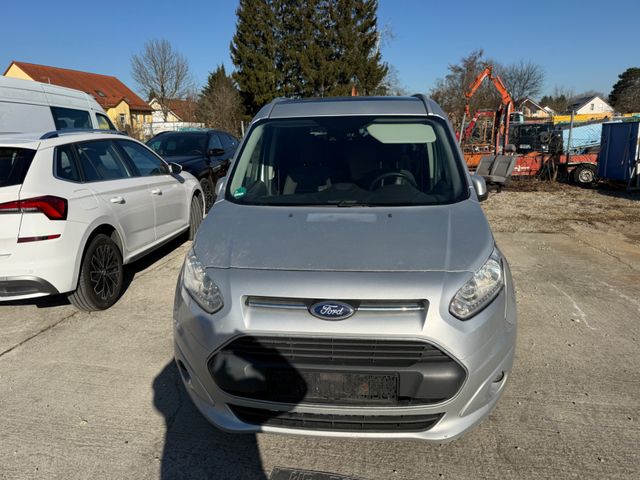 Ford Tourneo Connect Titanium01728666828