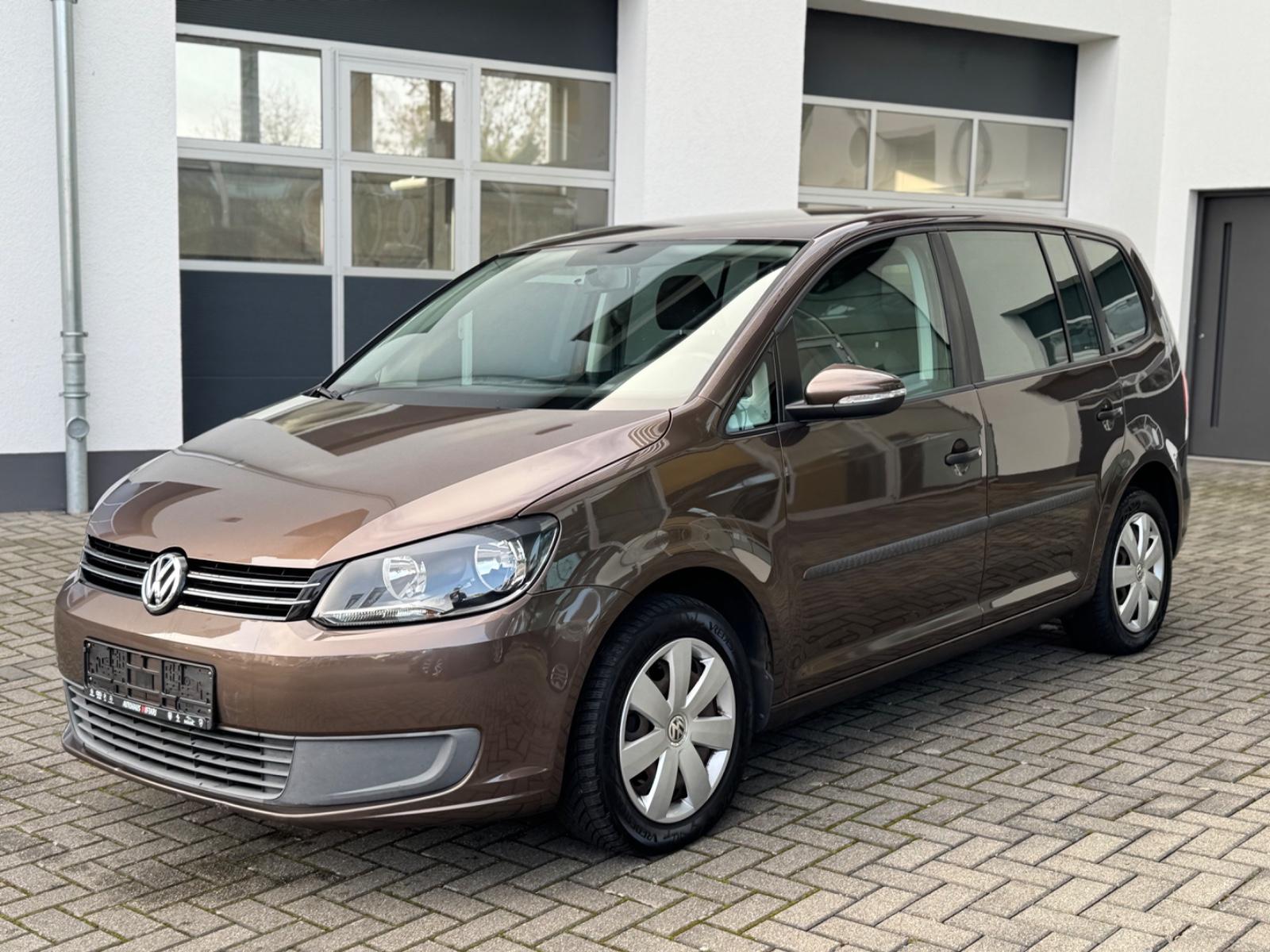 Volkswagen Touran 1,6 TDI  Klima DSG Automatik AHK