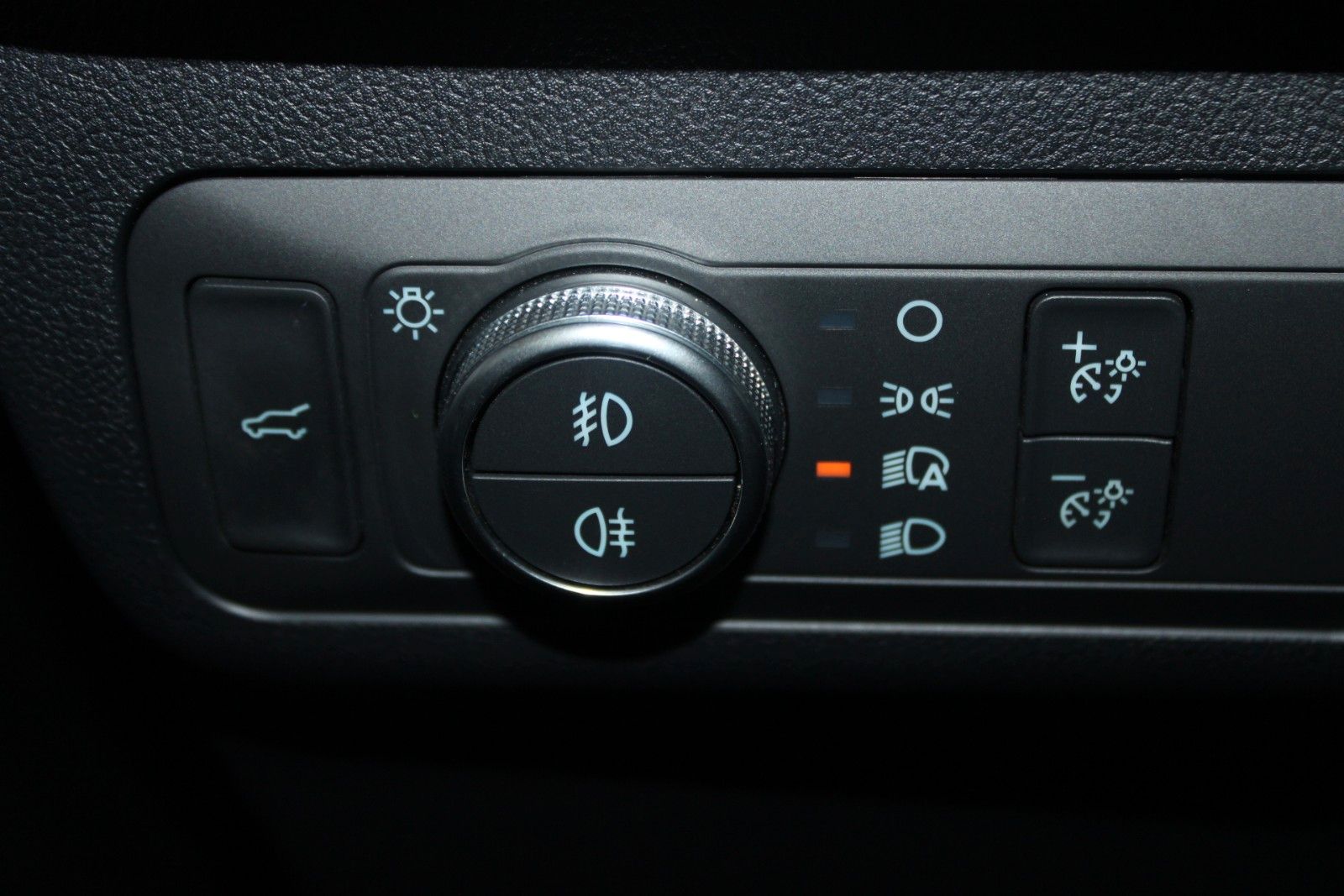 Fahrzeugabbildung Ford Kuga ST-Line X Aut. AWD LED AHK ACC HUD WinterP
