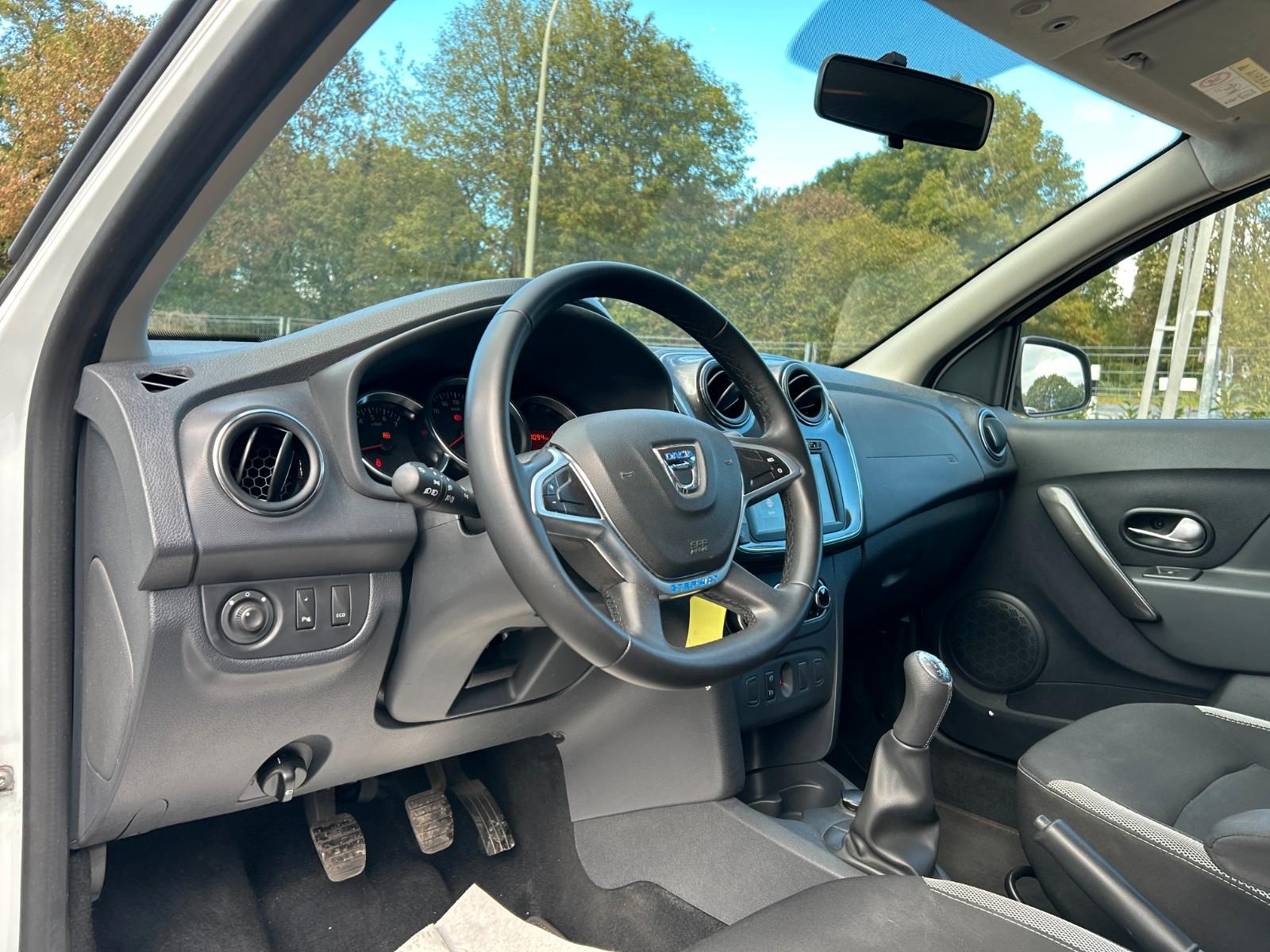 Dacia Sandero Stepway TCe 90 Prestige Klima Navi R17