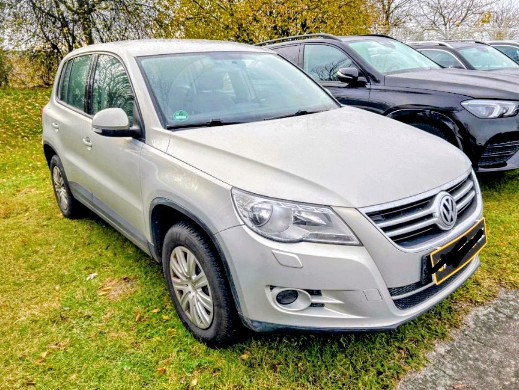 Volkswagen Tiguan 1.4 Trend & Fun BMT TÜV 06/27 mit Anhänge