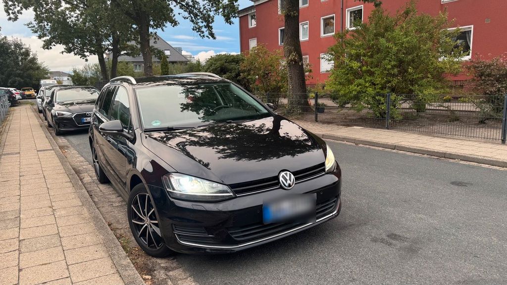 Image of Volkswagen Golf