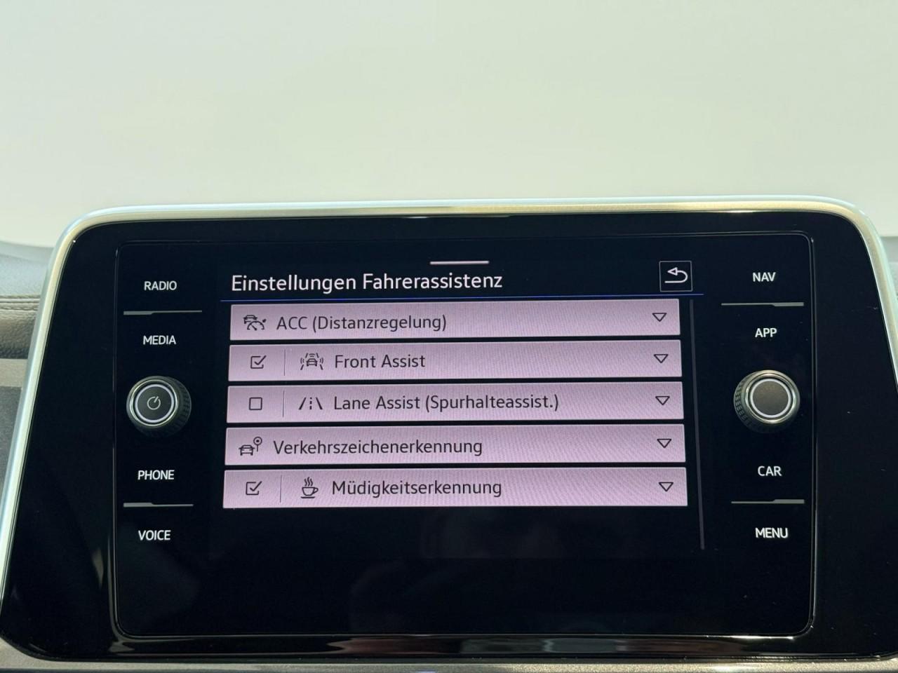 Volkswagen T-Roc 1.5TSI Style DSG Navi RFK ACC APP Klima, миниатюра 16
