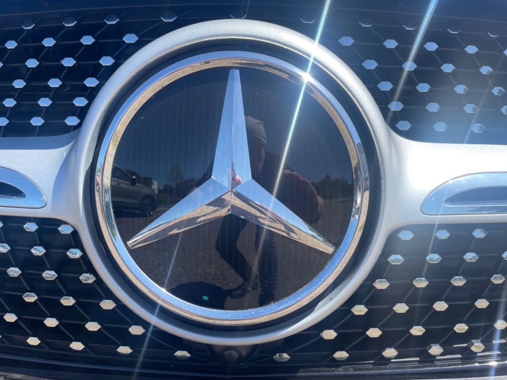 Image of Mercedes-Benz GLE 400
