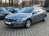 Volvo V60 2,0i*Vollleder*Scheckheft*Sitzheizung - gebrauchte Volvo V60 aus dem Jahr 2016